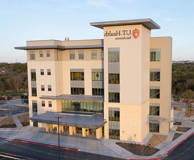 UT Health San Antonio opens facility on <a href='http://b5n.ngskmc-eis.net'>在线博彩</a> Park West campus